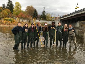 students participate in the annual Hudson River Snapshot Day